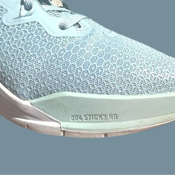 Nike Metcon 5 Women's 9.5 Training Shoes Powder Blue Rare Size & Colorway - Picture 4 of 15